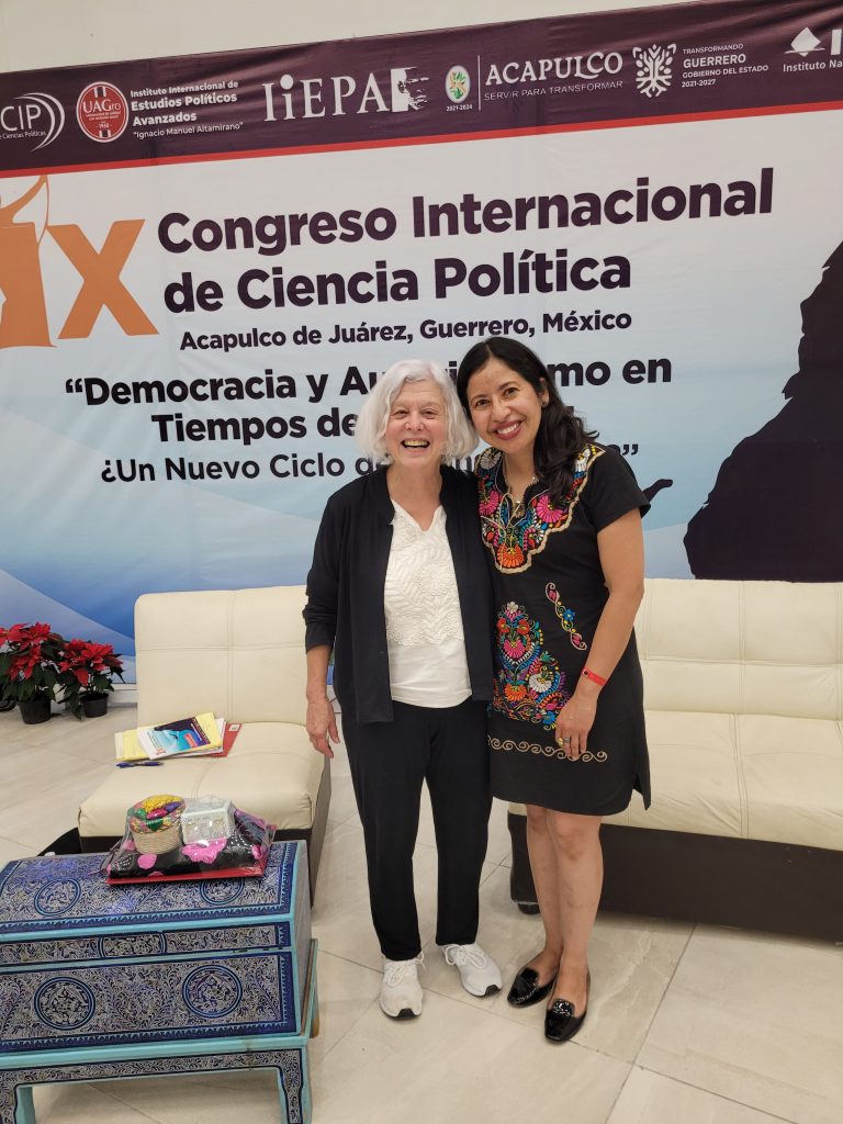 Terry Karl Lynn en el IX Congreso Internacional de Ciencia Polìtica: Democracia y autoritarismo en tiempos de pandemia. IIEPA Universidad Autònoma de Guerrero.